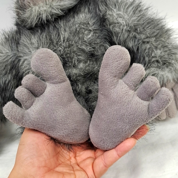 Vintage 1994 "Yeti, Bigfoot, Sasquatch" stuffed plush from Sears - Picture 3 of 4